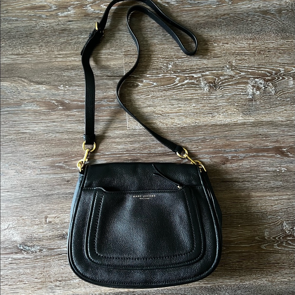 **SOLD** MARC JACOB Empire City Large Leather Crossbody Bag (Black)